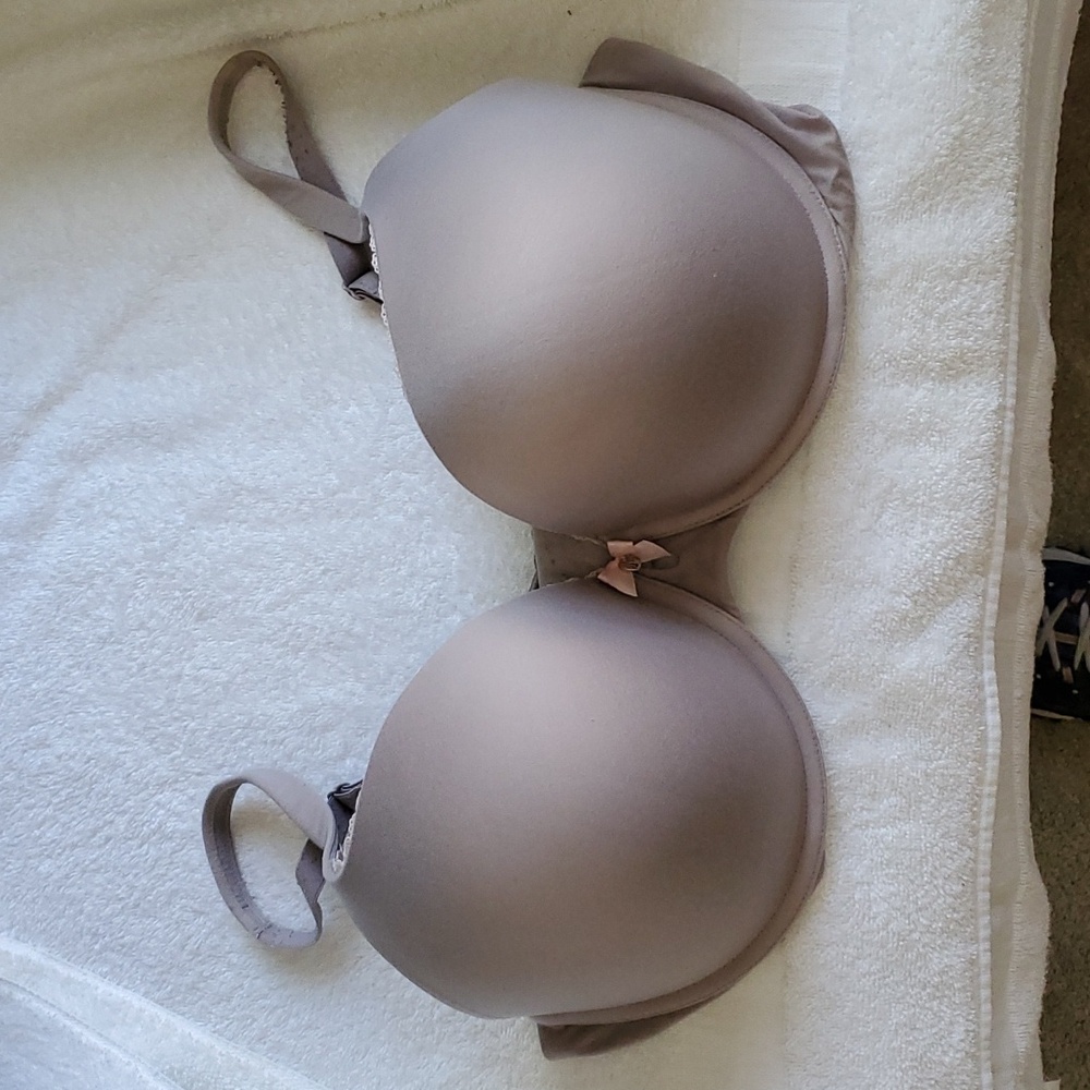 VS body by Victoria Perfect Shape bra 38DD